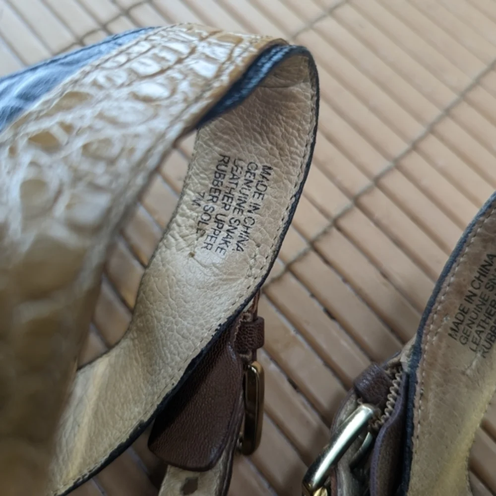 Michael Kors women's sz 7M platform sandal 4.5
